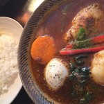 札幌スープカリー アナンダ - 【’18.10】チキンカリーを4辛「幻覚」で。