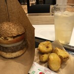 自由が丘バーガー - 焼きりんごバーガー