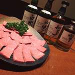 焼肉 石亭 - 黒毛和牛極上カルビ