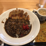 カレーとラーメン白石 - 