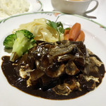 Bistrot Lierre - 牛タンシチュー