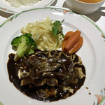 Bistrot Lierre - 牛タンシチュー