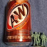 PLAZA OUTLET - ルートビア　138円　355ml