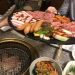 川崎名物 炭火焼肉 食道園 - 