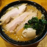 横浜家系ラーメン ぶっちぎり家