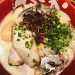 Makotoya - とろ〜り味玉牛じゃんラーメン