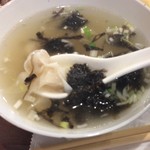 老酒舗 - 永谷園のお茶漬けの素を鶏スープで溶いてごま油が入ったような感じ・・ニュアンスよ（笑）