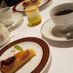 フランス風郷土料理 欅 - 「デザート」◇「イチジクのタルト」◇「コーヒー」