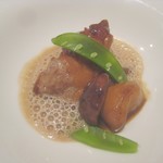 ル・ヴァンキャトル - リードヴォー、セップ茸　カラメリゼ風　カラメリゼまで行かない不思議な食感。