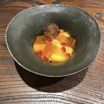 傳 - 水菓子：柿 ピオーネ 黒蜜寒天 クリームチーズムース ラムゼリー