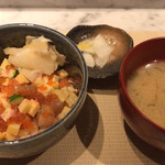 Shibuya Teppanyaki Oruka - 絶品バラちらし