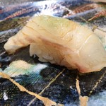第三春美鮨 - 鮃　2.0kg　浜〆　釣　北海道利尻