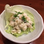 Potato salad with homemade tuna and coriander