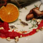 草喰 なかひがし - 子鴨が餌を狙っている様にみえる(笑)