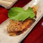 草喰 なかひがし - 先程の鰈さんが骨せんべいで登場(笑)