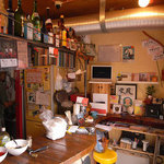 とうたりんぐ - 店内は狭めです