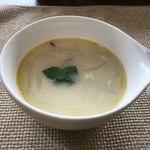 クスクシュ - 先ずはスープ