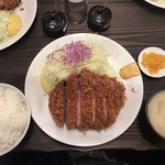 とんかつ檍 浅草橋店 - リブロースかつ定食