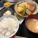 酒処 はづき - 角煮定食 850円
