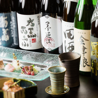 Seasonal sake and wine are kept in showcases with strict temperature control.