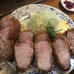 とんかつ専門店 かつ勇 - 断面