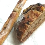 ブリコラージュ ブレッド アンド カンパニー - いぶりがっこバトン280円とウーシャンフェンharf 360円。税込み　両方とも、今週から新発売☆＼(^-^)／　20181031