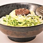 じゃじゃ麺専門店 まるじゃ - 料理写真: