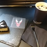 カフェ:モノクローム - 