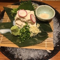 ダイナミックキッチン＆バー 響  西新宿野村ビル店 - 湯葉。