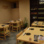 Hiroshima Okonomiyaki Seiemon - 店内は全部で26席