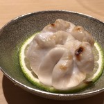 鮨ほまれ - ナント白子様が登場されました。^^ 塩焼きですが、質が良いですね。少量ですので、できればもう少し頂きたいところ。(^^;)