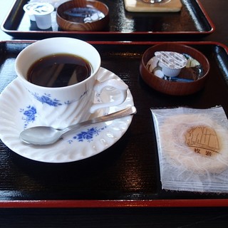 一枚岩鹿鳴館_1