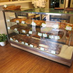 中島ベーカリー - ショーケース