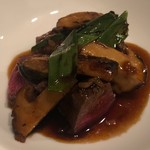 開化亭 - 和牛のヒレ肉のロースと松茸と九条ネギのオイスターソース