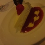 Hy's STEAKHOUSE - チーズケーキ　キレイ＾＾