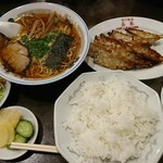 餃子飯店　嘉春 - 