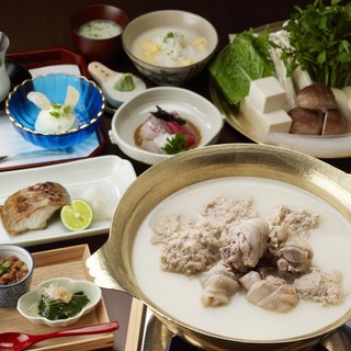 水炊きコース 一人前 8 800円 博多中 Nishiazabu 広尾 水炊き 食べログ 水炊きコース 一人前 8 800円 博多中 Nishiazabu 広尾 水炊き 食べログ