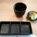 野菜の出汁でとった白湯。