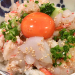 めしの助 - 甲殻丼(大) のアップ