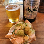 特麺コツ一丁ラーメン - 瓶ビールとおつまみ 600円 