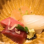 銀座 しのはら - 日向灘の伊勢海老、明石のハリイカ、津軽海峡のマグロ