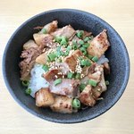 麺屋 しん蔵 - チャーシュー丼 300円