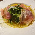 生ハムとルッコラのアーリオオーリオ