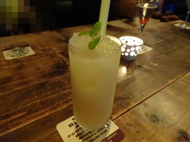 バーアンドフード 黒い月（バーアンドフードクロイツキ） - 中央弘前（バー）の写真