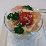神椿 - ブロッコリーと生ハムのシーザーサラダ風　2018.10