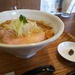 ラーメン 健やか - チャーシュー2種塩と貝