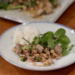 酒とタイ料理 ピッサヌローク - もち米と最高の組み合わせ