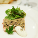 銀座エスコフィエ - きのことお肉のテリーヌ