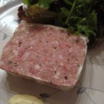 フランス料理 遊心 - 前菜、田舎風パテ。お肉ぎっしりでメインのボリューム。