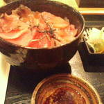 Umihe - 海へ　二種鮪丼